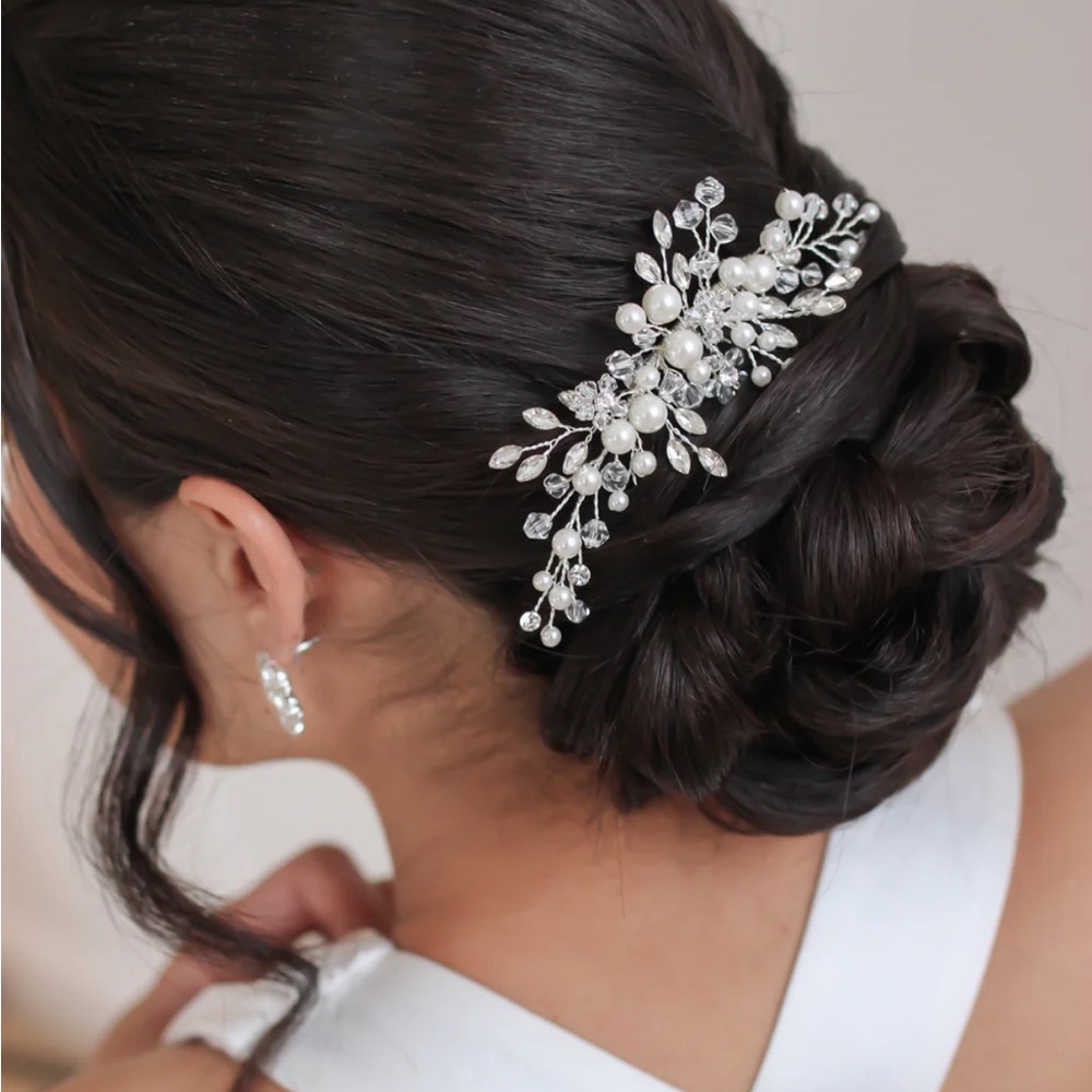 Dareth Colburn Emmy Comb Large Hair Claw with Pearls and Rhinestones